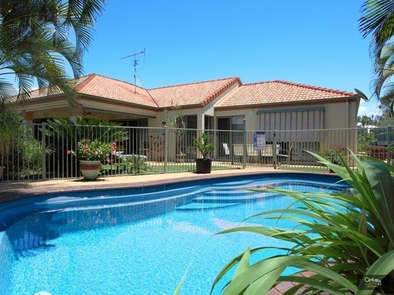 7  Watergum Place, Twin Waters QLD 4564