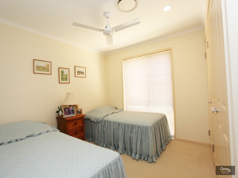 7  Watergum Place, Twin Waters QLD 4564