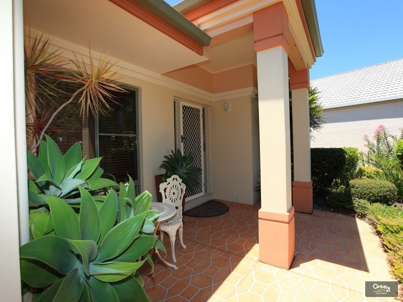 7  Watergum Place, Twin Waters QLD 4564
