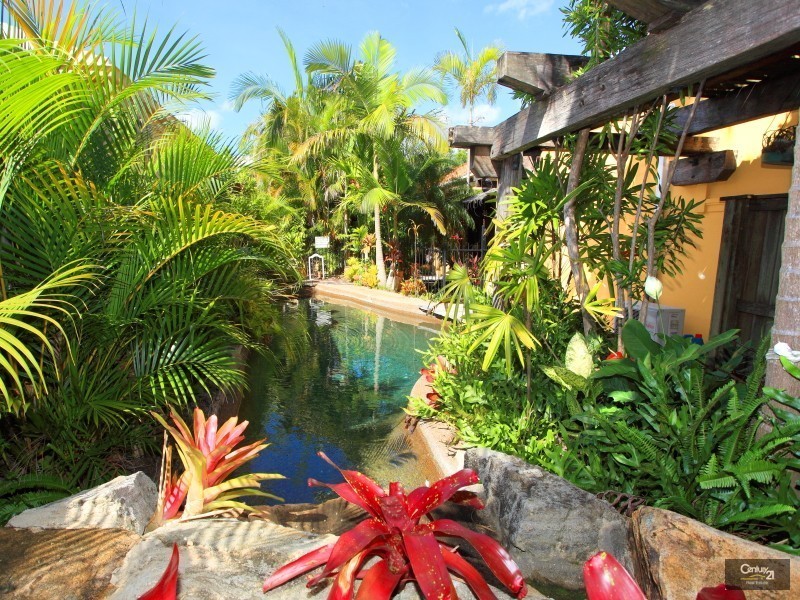 4 Watergum Place, Twin Waters QLD 4564