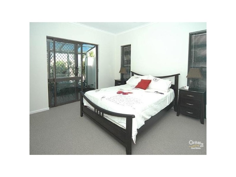 6 Petrie Avenue, Marcoola QLD 4564