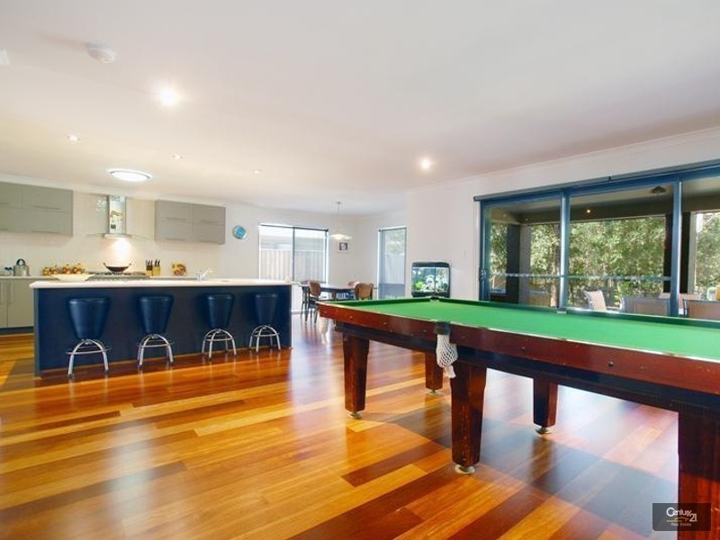 74 Anchorage Circuit, Twin Waters QLD 4564