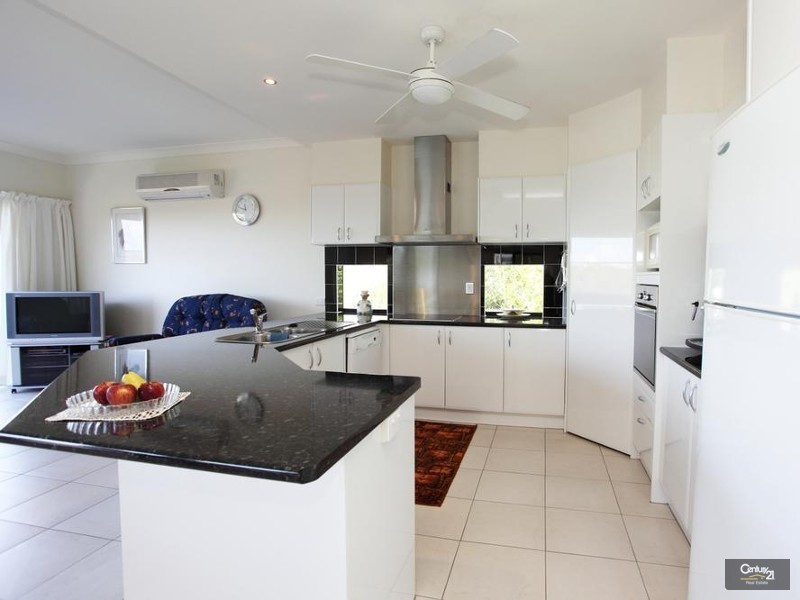 41 Moorings Circuit, Twin Waters QLD 4564
