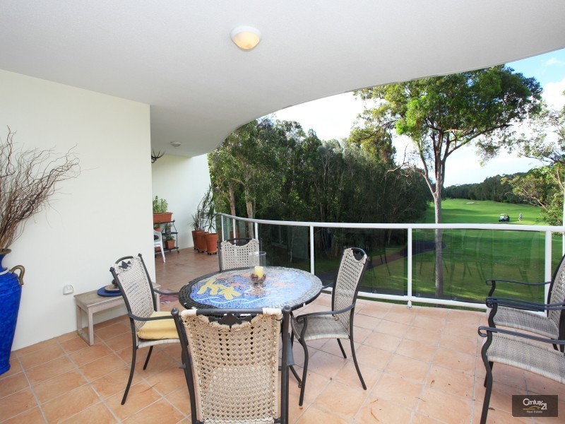 15/179 Ocean Drive, Twin Waters QLD 4564