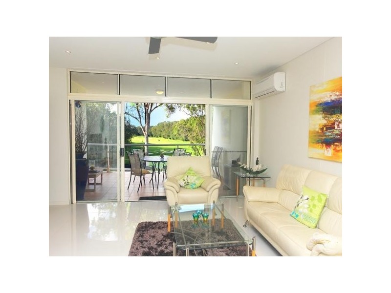 15/179 Ocean Drive, Twin Waters QLD 4564