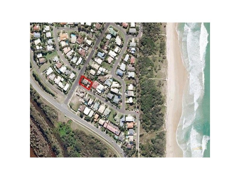 6 Petrie Avenue, Marcoola QLD 4564