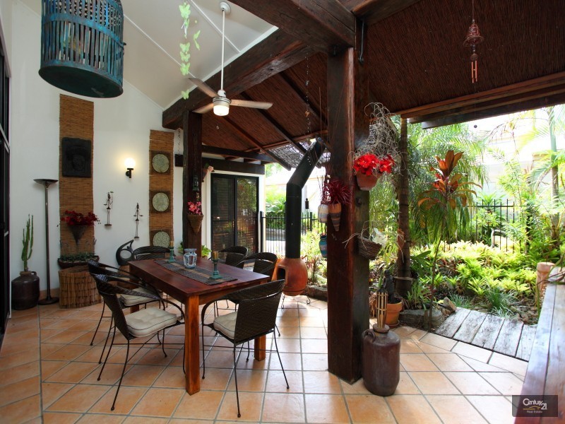 4 Watergum Place, Twin Waters QLD 4564