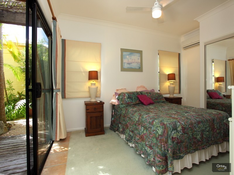 4 Watergum Place, Twin Waters QLD 4564