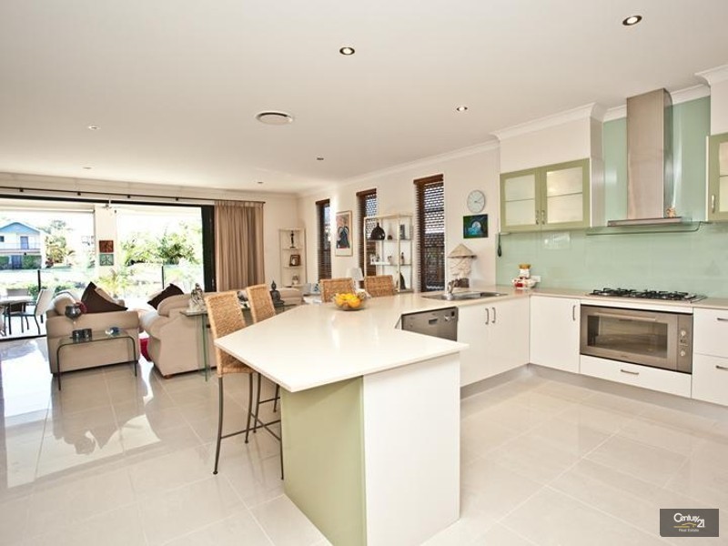 75 Prestwick Drive, Twin Waters QLD 4564