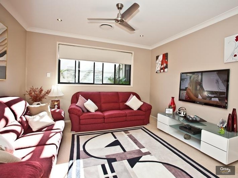 75 Prestwick Drive, Twin Waters QLD 4564