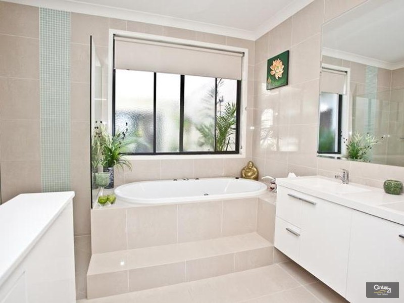 75 Prestwick Drive, Twin Waters QLD 4564