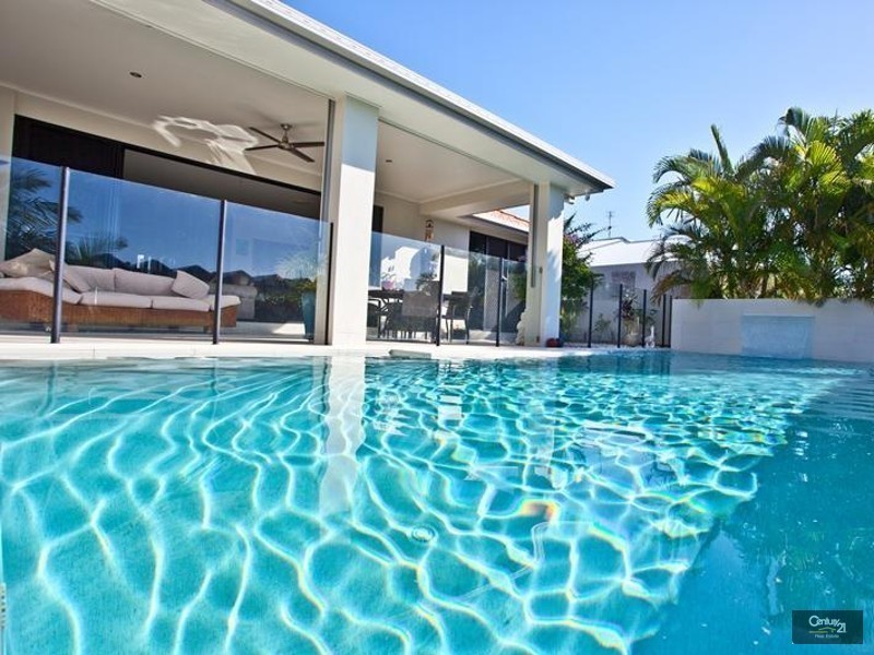 75 Prestwick Drive, Twin Waters QLD 4564