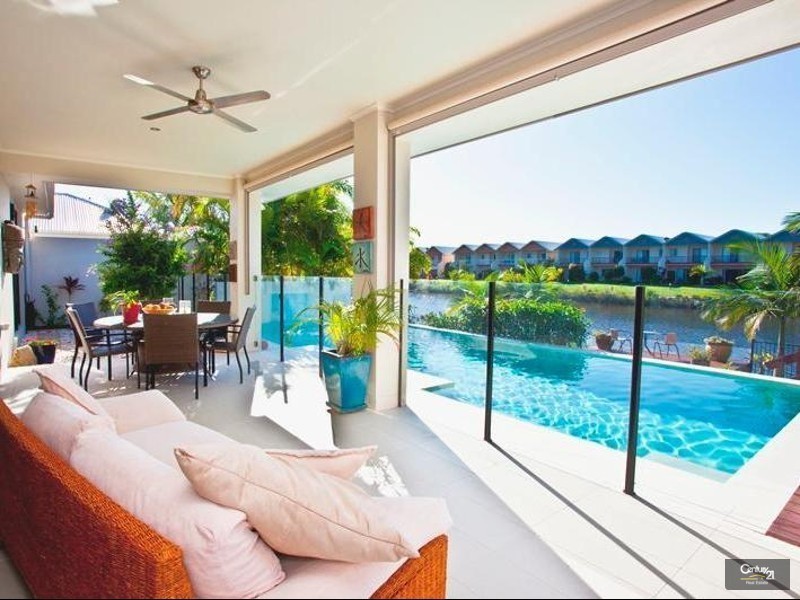 75 Prestwick Drive, Twin Waters QLD 4564