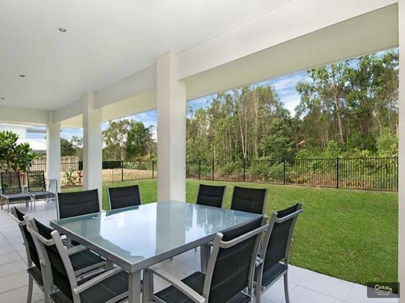 21 Hetherington Drive, Twin Waters QLD 4564