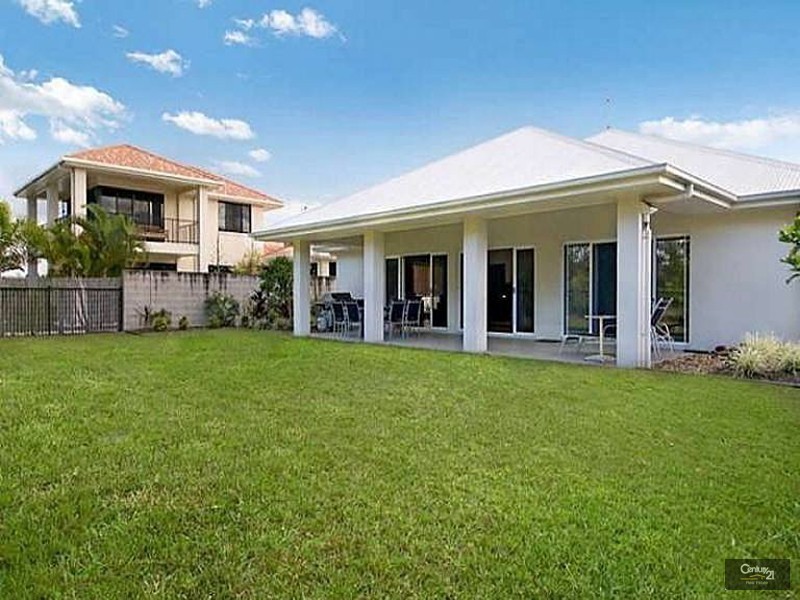 21 Hetherington Drive, Twin Waters QLD 4564