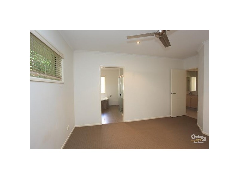 13 Sand Lane, Twin Waters QLD 4564