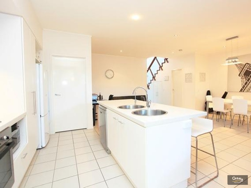 24/20 Baywater Drive, Twin Waters QLD 4564