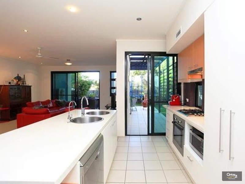 24/20 Baywater Drive, Twin Waters QLD 4564