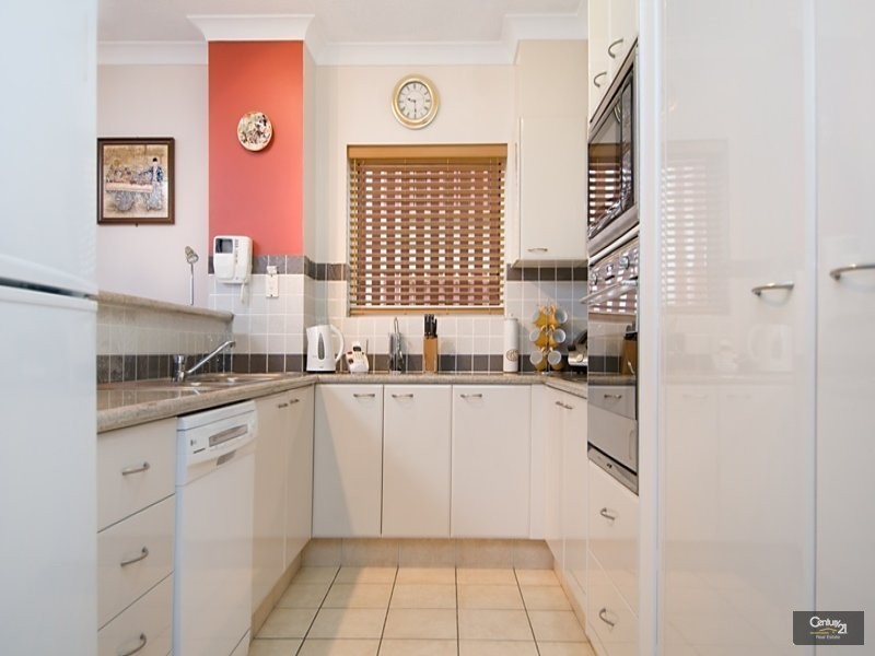 13/179 Ocean Drive, Twin Waters QLD 4564