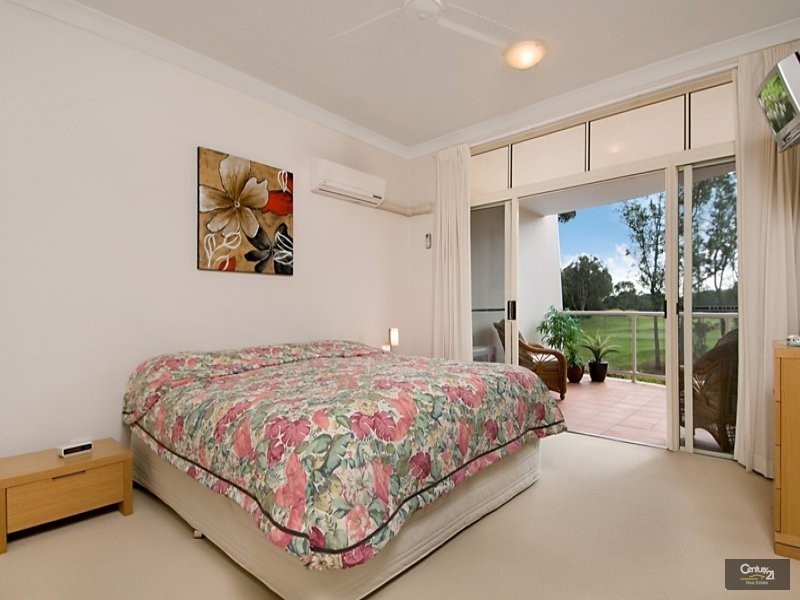 13/179 Ocean Drive, Twin Waters QLD 4564