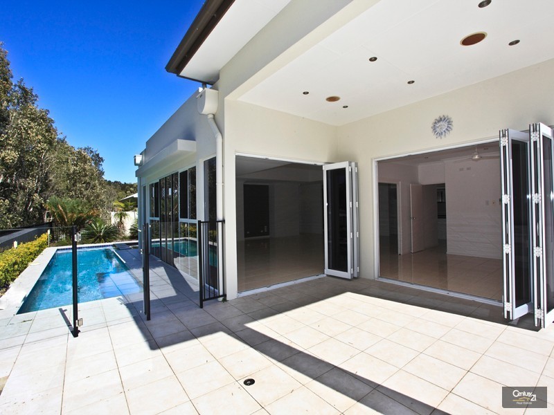 31 Hetherington Drive, Twin Waters QLD 4564