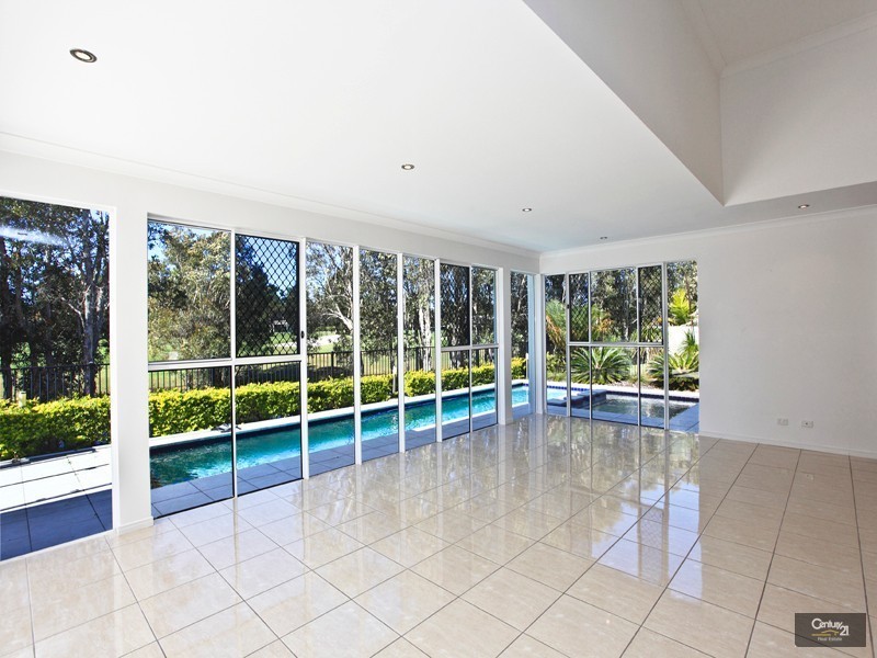 31 Hetherington Drive, Twin Waters QLD 4564