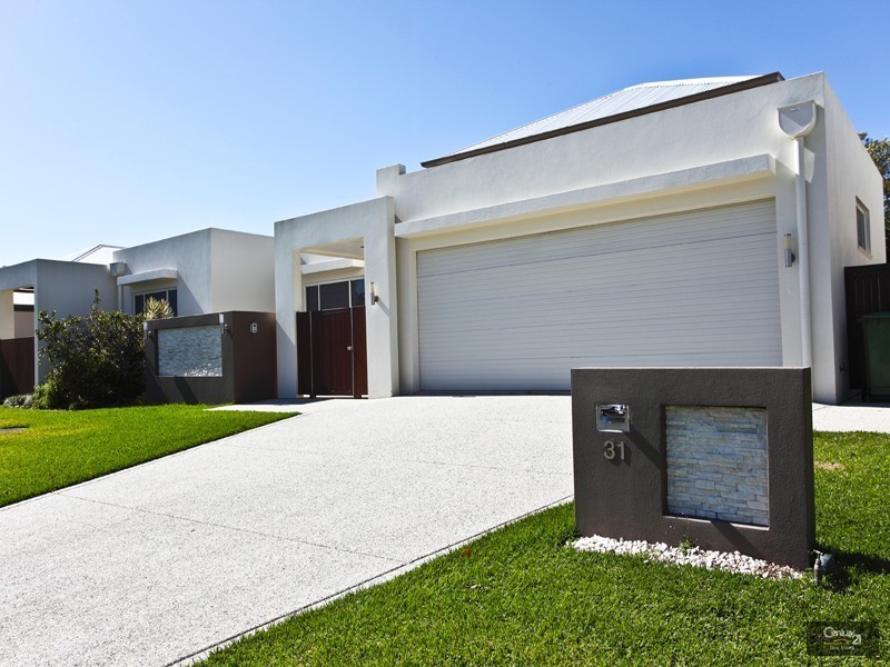 31 Hetherington Drive, Twin Waters QLD 4564