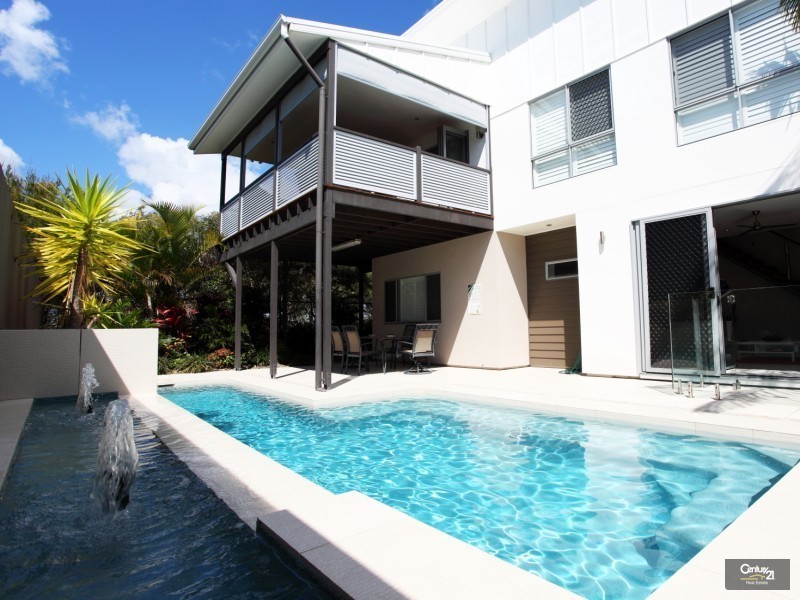 35 Moorings Circuit, Twin Waters QLD 4564