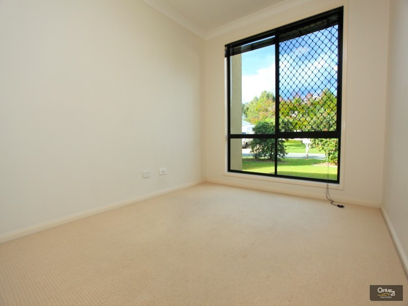 7 Pampling Place, Twin Waters QLD 4564