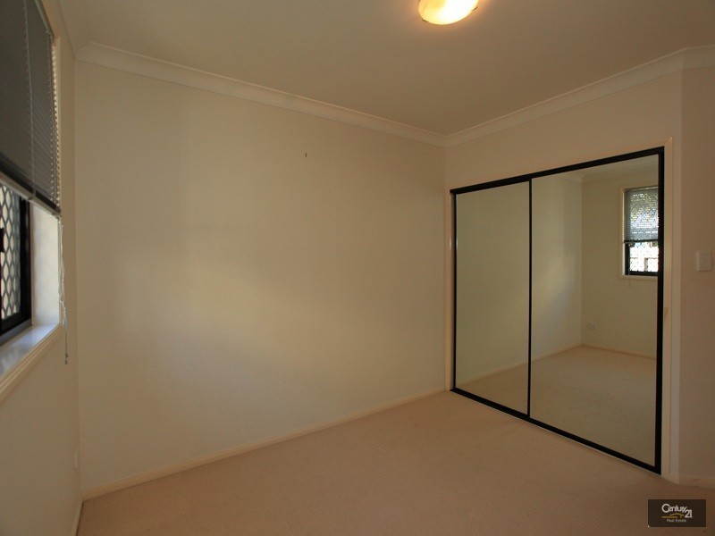 7 Pampling Place, Twin Waters QLD 4564