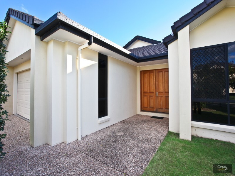 7 Pampling Place, Twin Waters QLD 4564