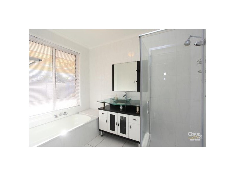 23 Petrie Avenue, Marcoola QLD 4564