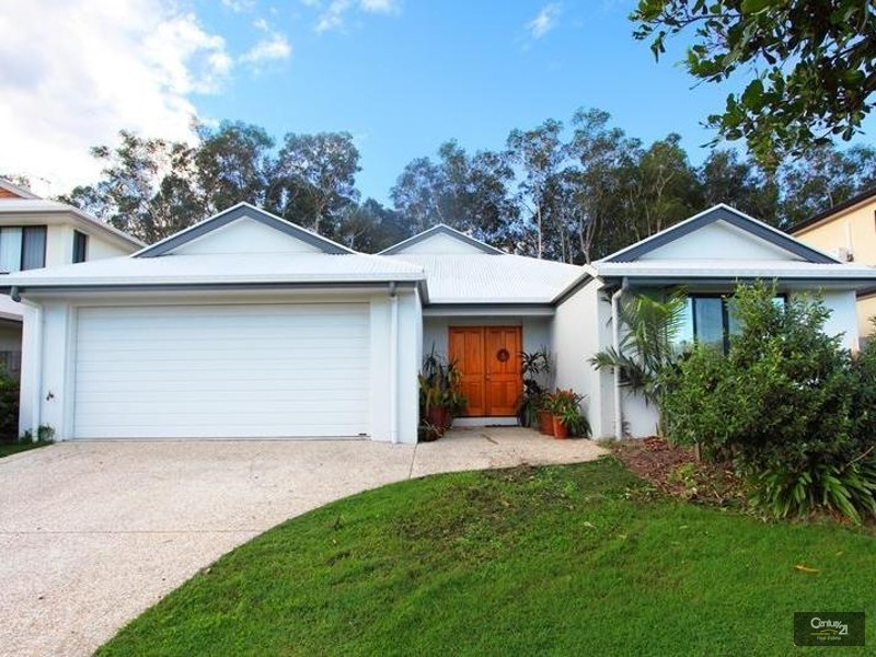 8 Veerings Crescent, Twin Waters QLD 4564