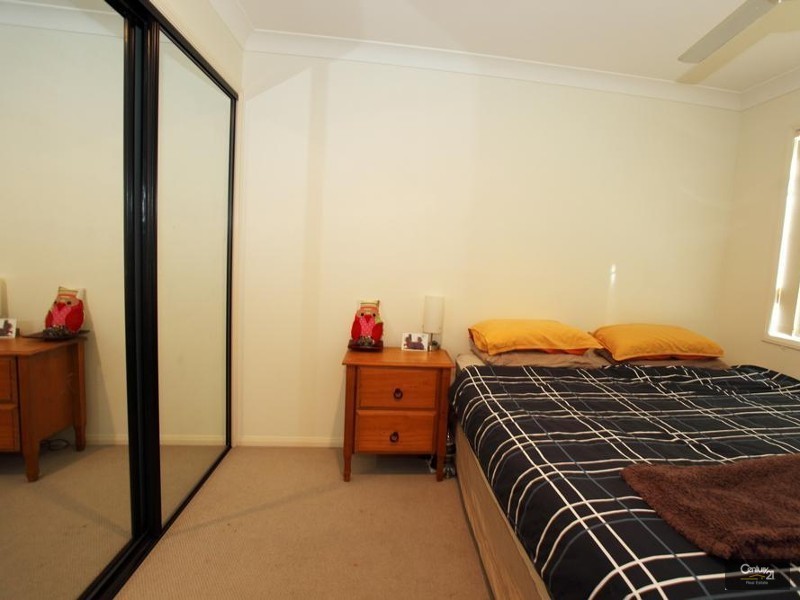 8 Veerings Crescent, Twin Waters QLD 4564