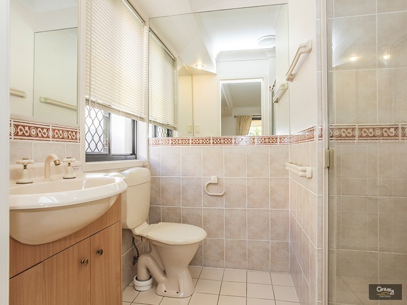 13 Watergum Place, Twin Waters QLD 4564