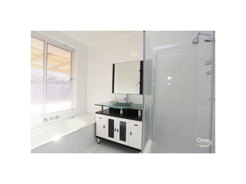 23 Petrie Avenue, Marcoola QLD 4564