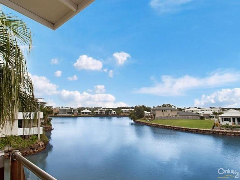 8/20 Anchorage Circuit, Twin Waters QLD 4564