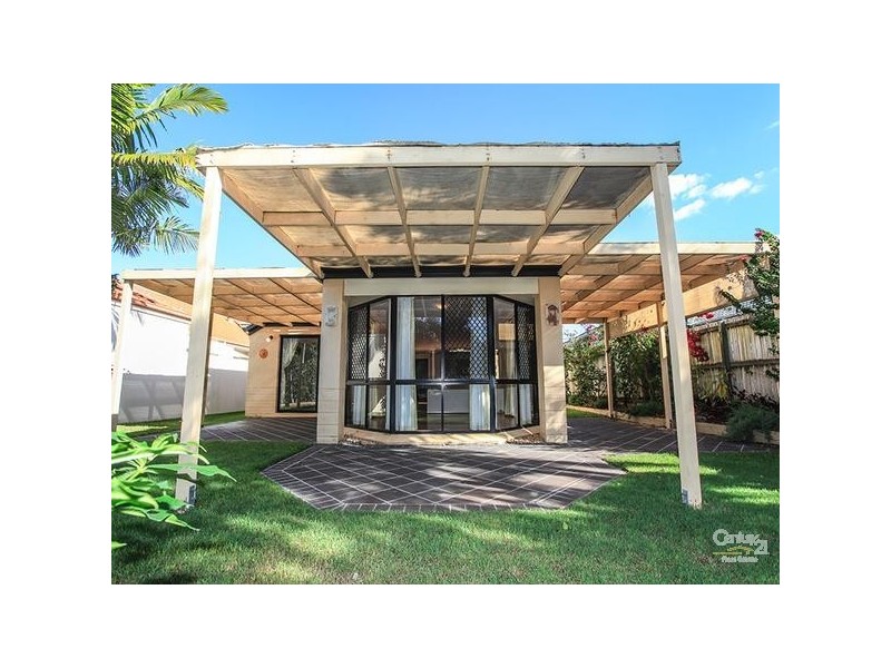 13 Watergum Place, Twin Waters QLD 4564