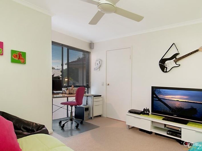 8 Fantail Place, Twin Waters QLD 4564