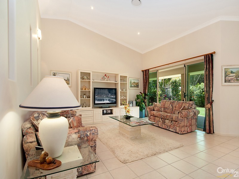 18 Wattlebird Drive, Twin Waters QLD 4564