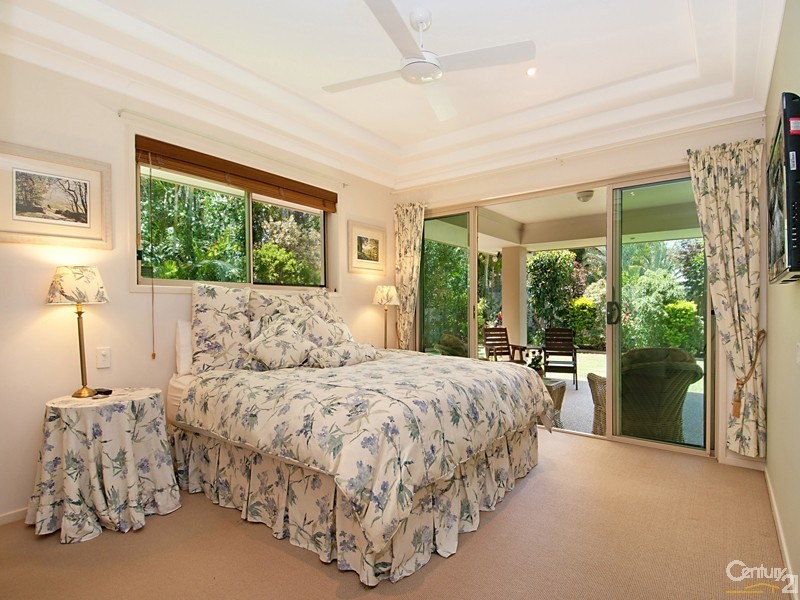 18 Wattlebird Drive, Twin Waters QLD 4564