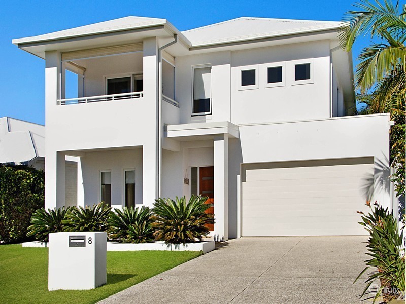 8 Seahorse Drive, Twin Waters QLD 4564