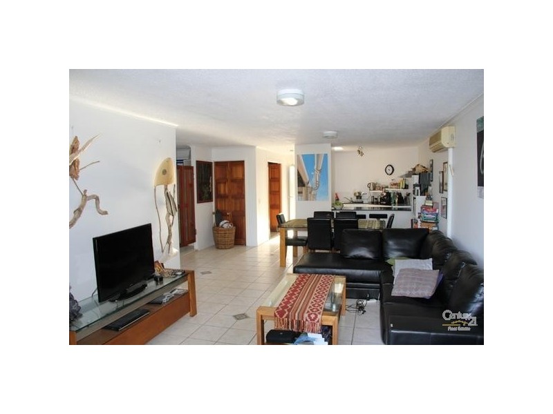 3/4 Joanne Street, Marcoola QLD 4564