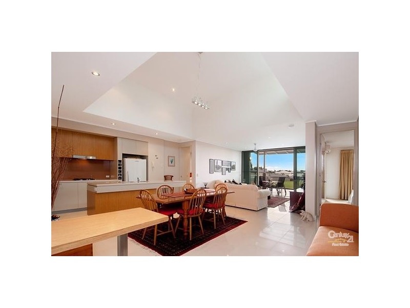 8/20 Anchorage Circuit, Twin Waters QLD 4564