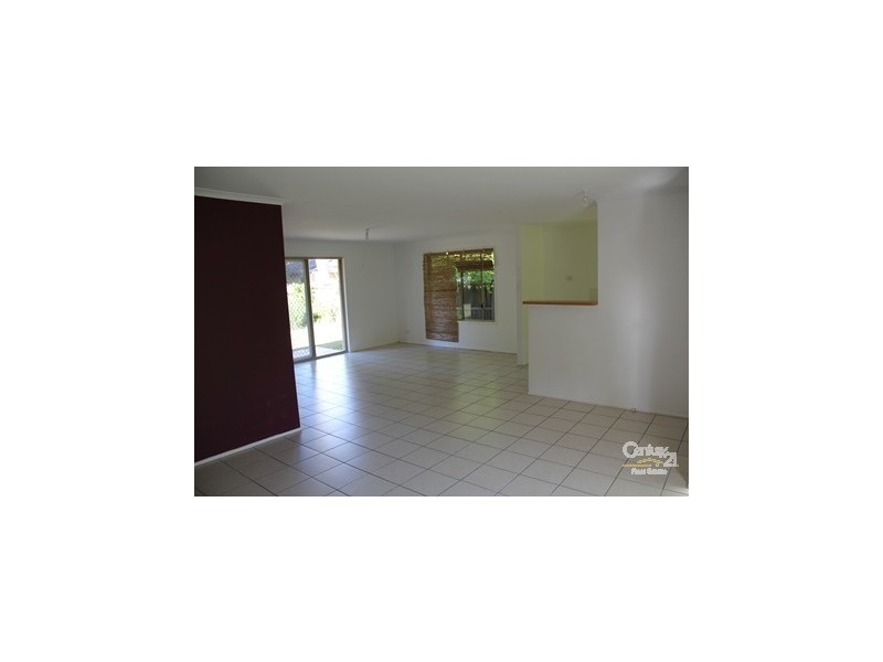 39 Yango Street, Pacific Paradise QLD 4564