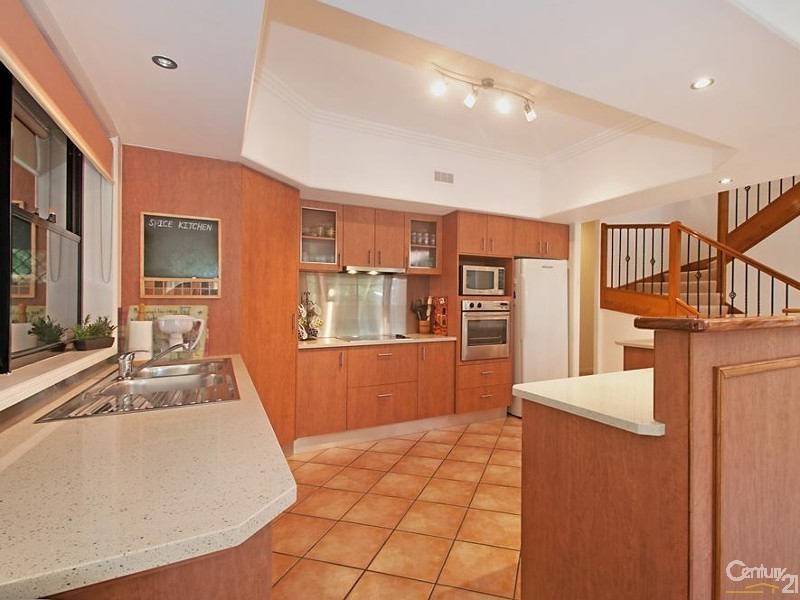 8 Esperance Drive, Twin Waters QLD 4564