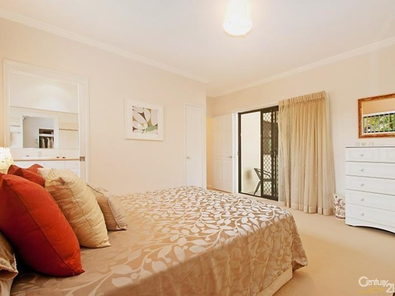 8 Esperance Drive, Twin Waters QLD 4564