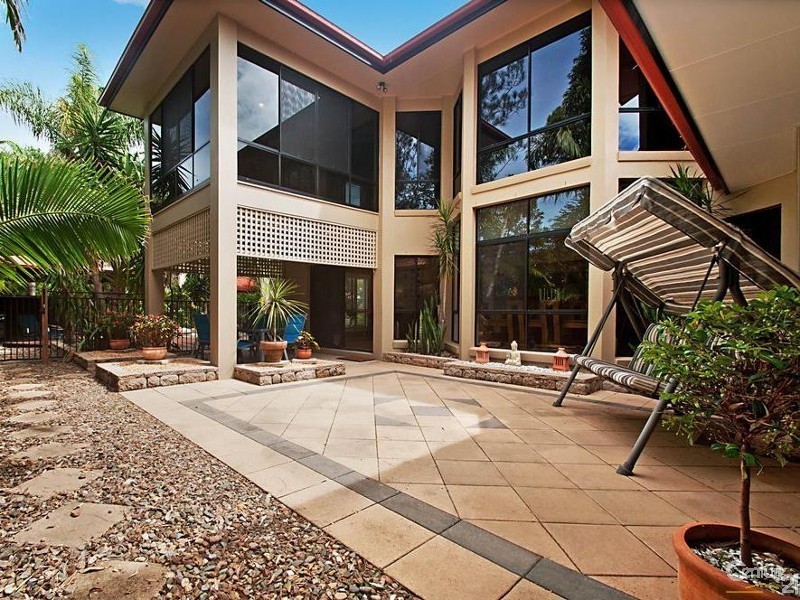 8 Esperance Drive, Twin Waters QLD 4564