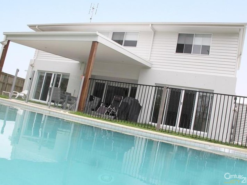 47 North Beach Place, Mudjimba QLD 4564