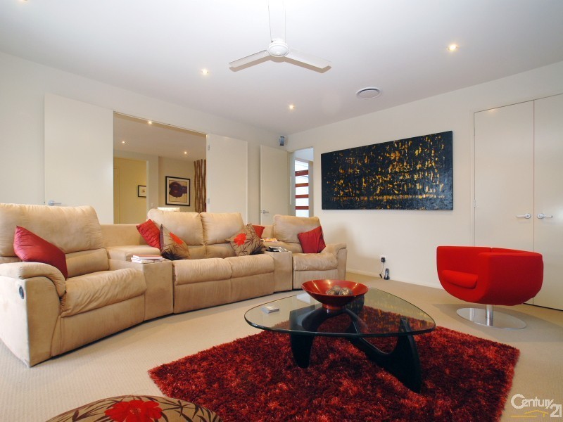 24 Karinya Place, Twin Waters QLD 4564